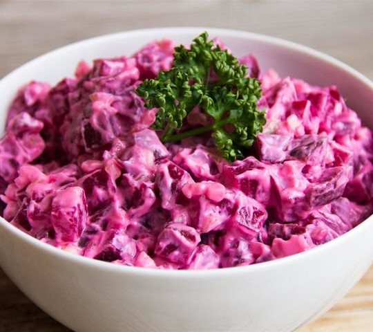 Свекла с чесноком и майонезом