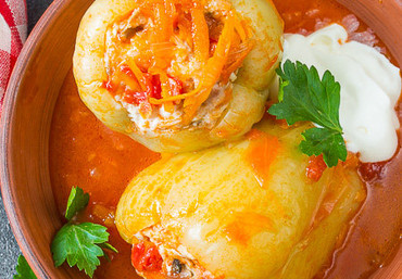 Перец, фаршированный мясом и рисом 1 шт.
